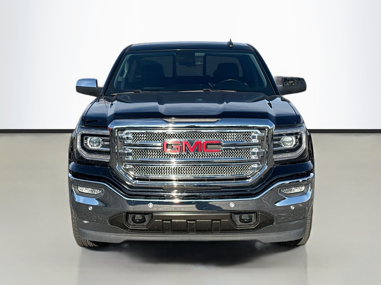 2018 Gmc Sierra 1500 SLT photo 2