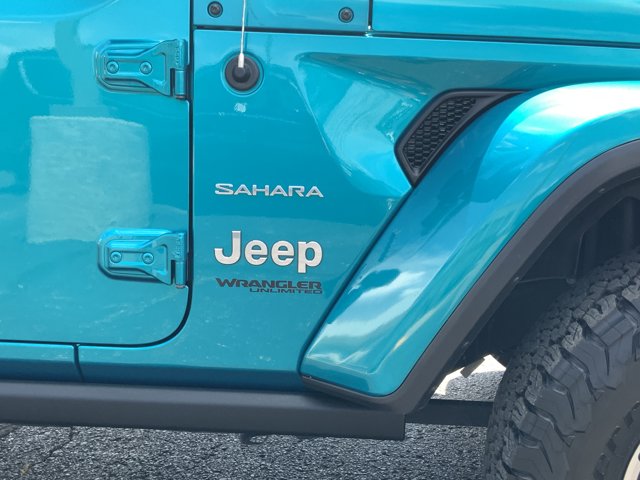 2019 Jeep Wrangler Unlimited Sahara photo 17