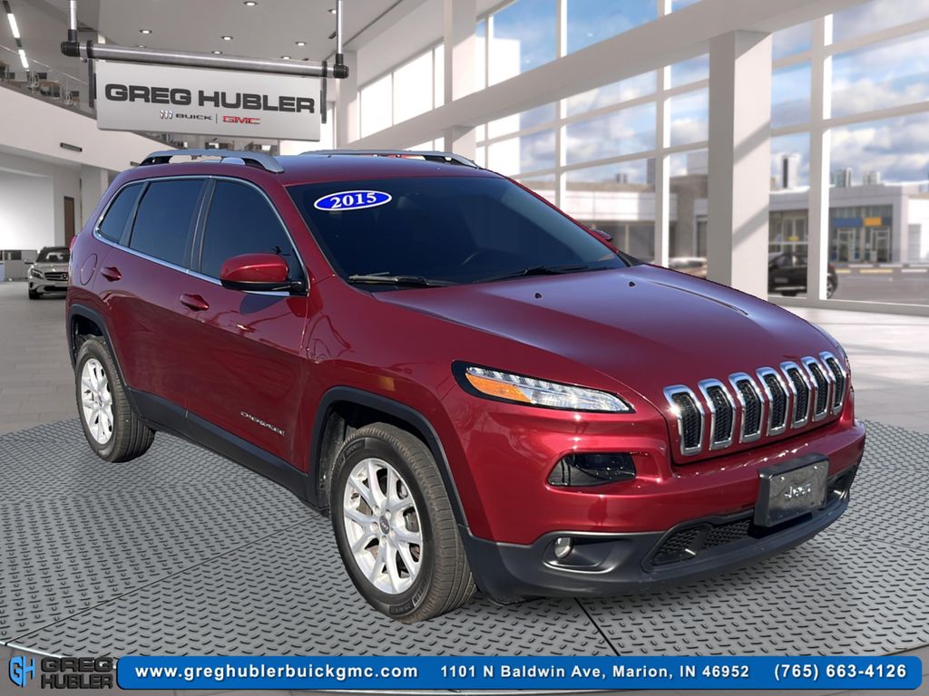 2015 Jeep Cherokee Latitude photo 2