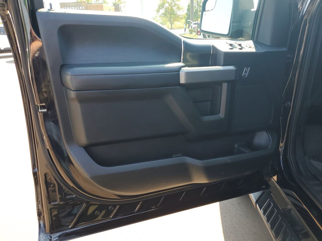2020 Ford F-150 XLT photo 6