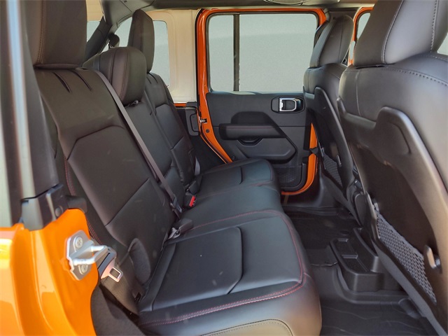 2025 Jeep Wrangler Rubicon photo 28