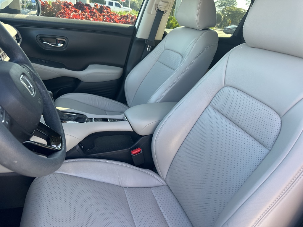 2023 Honda HR-V LX photo 3