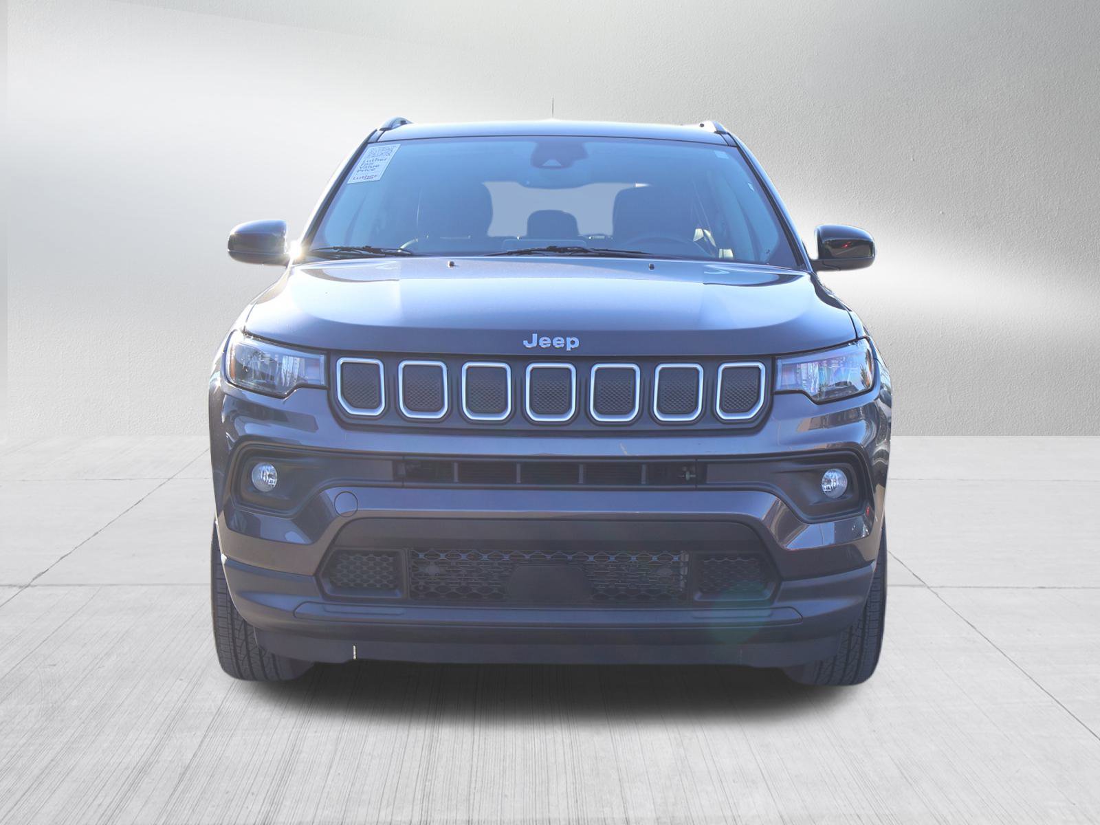 Used 2022 Jeep Compass Latitude with VIN 3C4NJDBBXNT151592 for sale in Kansas City