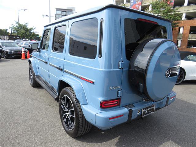 2025 Mercedes Benz G 550 photo 2