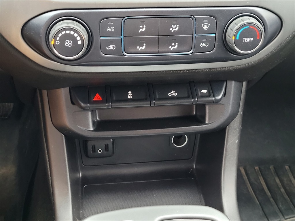 2019 Chevrolet Colorado LT photo 19