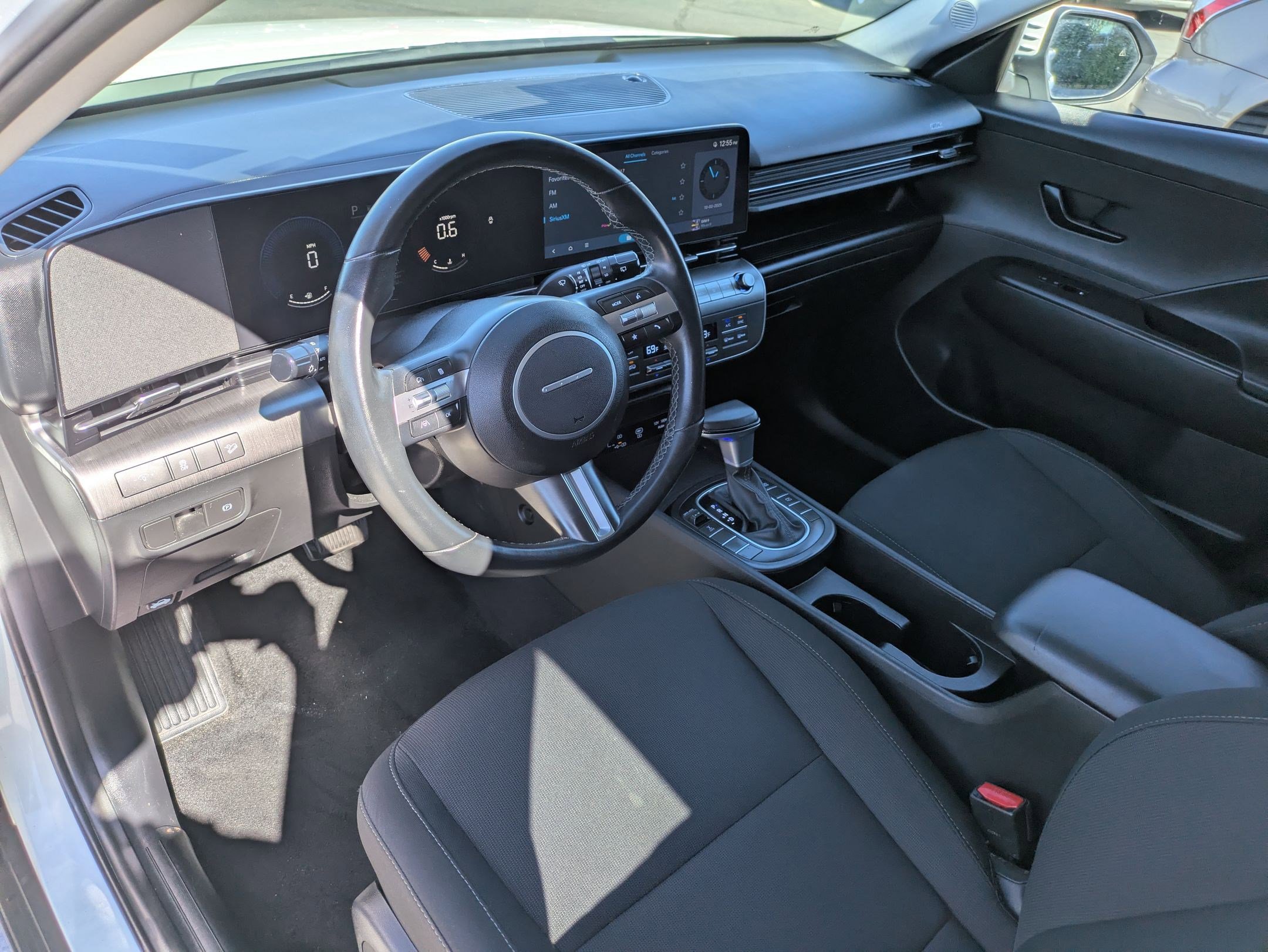 2024 Hyundai Kona SEL photo 11