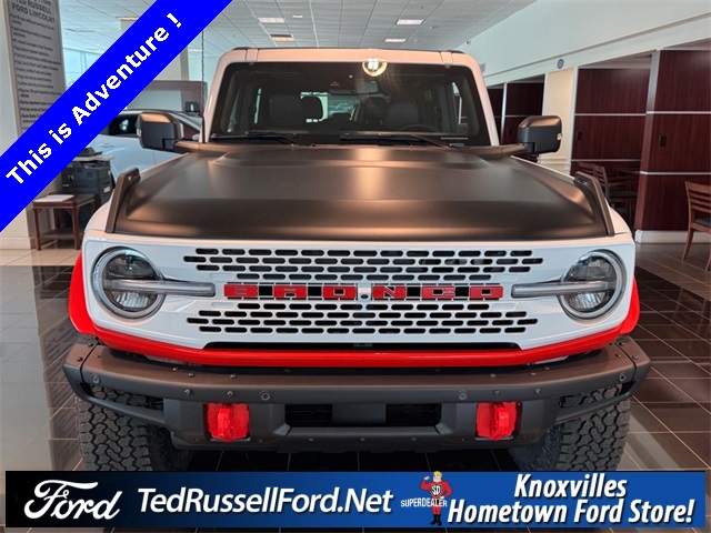2025 Ford Bronco First Edition photo 2