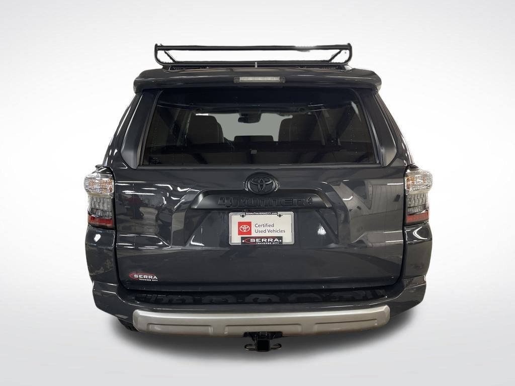2024 Toyota 4Runner TRD Off-Road Premium photo 3