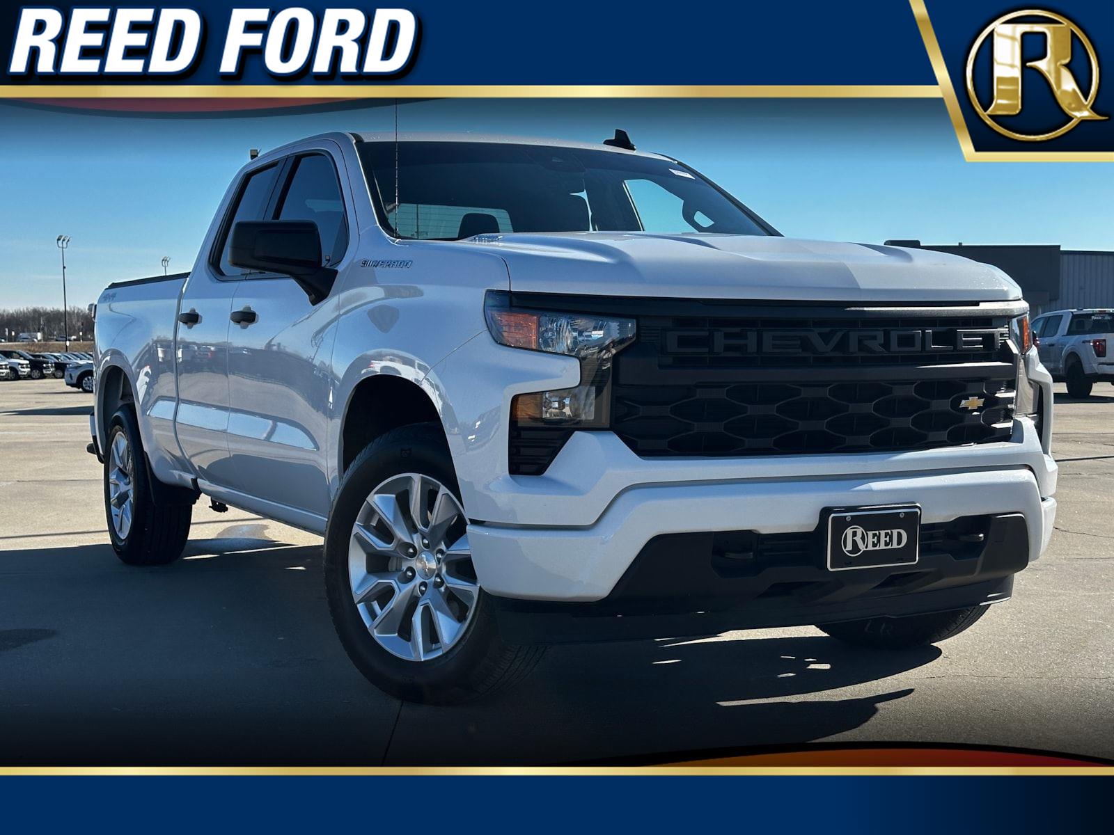 2024 Chevrolet Silverado 1500 Custom's photo