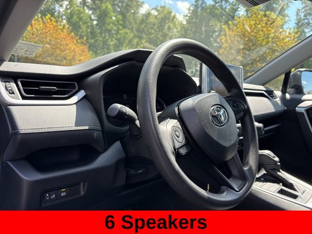 2024 Toyota RAV4 LE photo 8