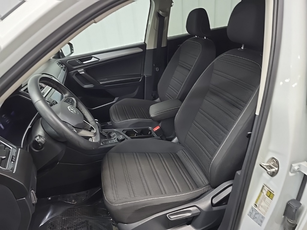 2022 Volkswagen Tiguan S photo 29