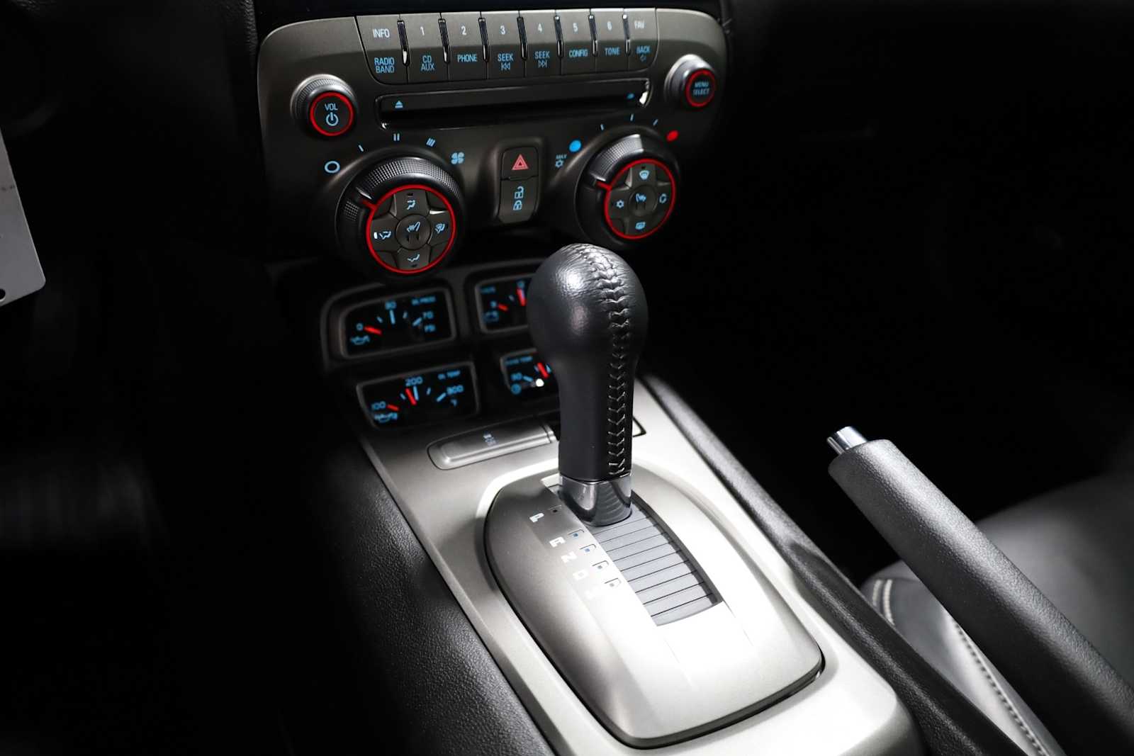 2010 Chevrolet Camaro 2SS photo 29