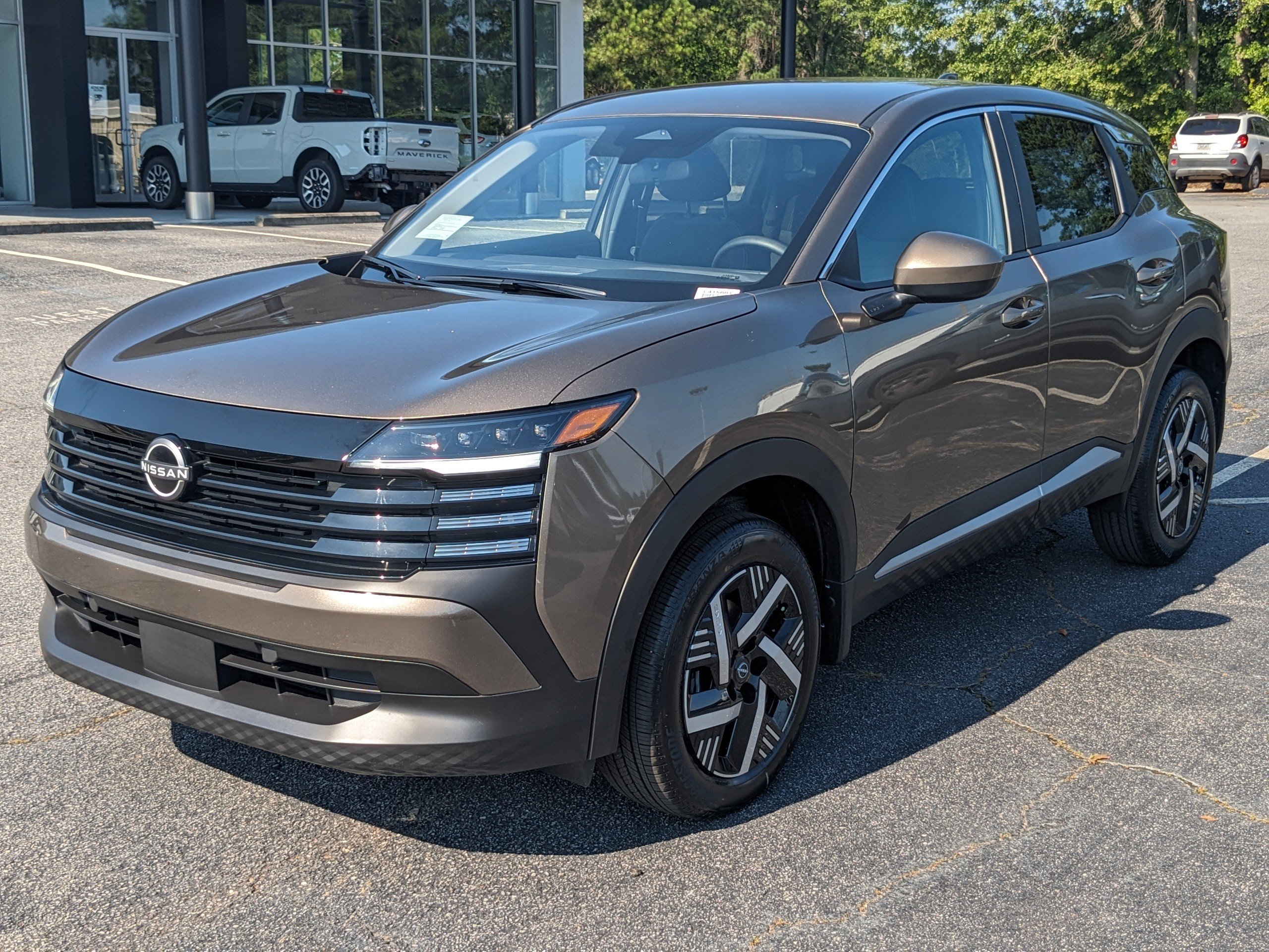 2025 Nissan Kicks SV photo 4
