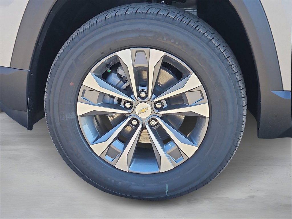 2026 Chevrolet Equinox LT photo 8