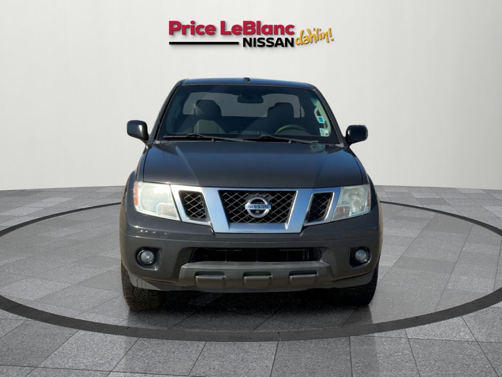 2015 Nissan Frontier SV's photo