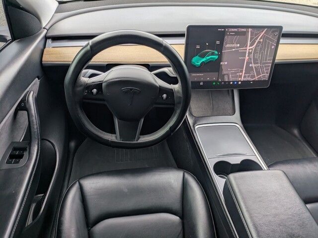 2021 Tesla Model Y Long Range photo 13