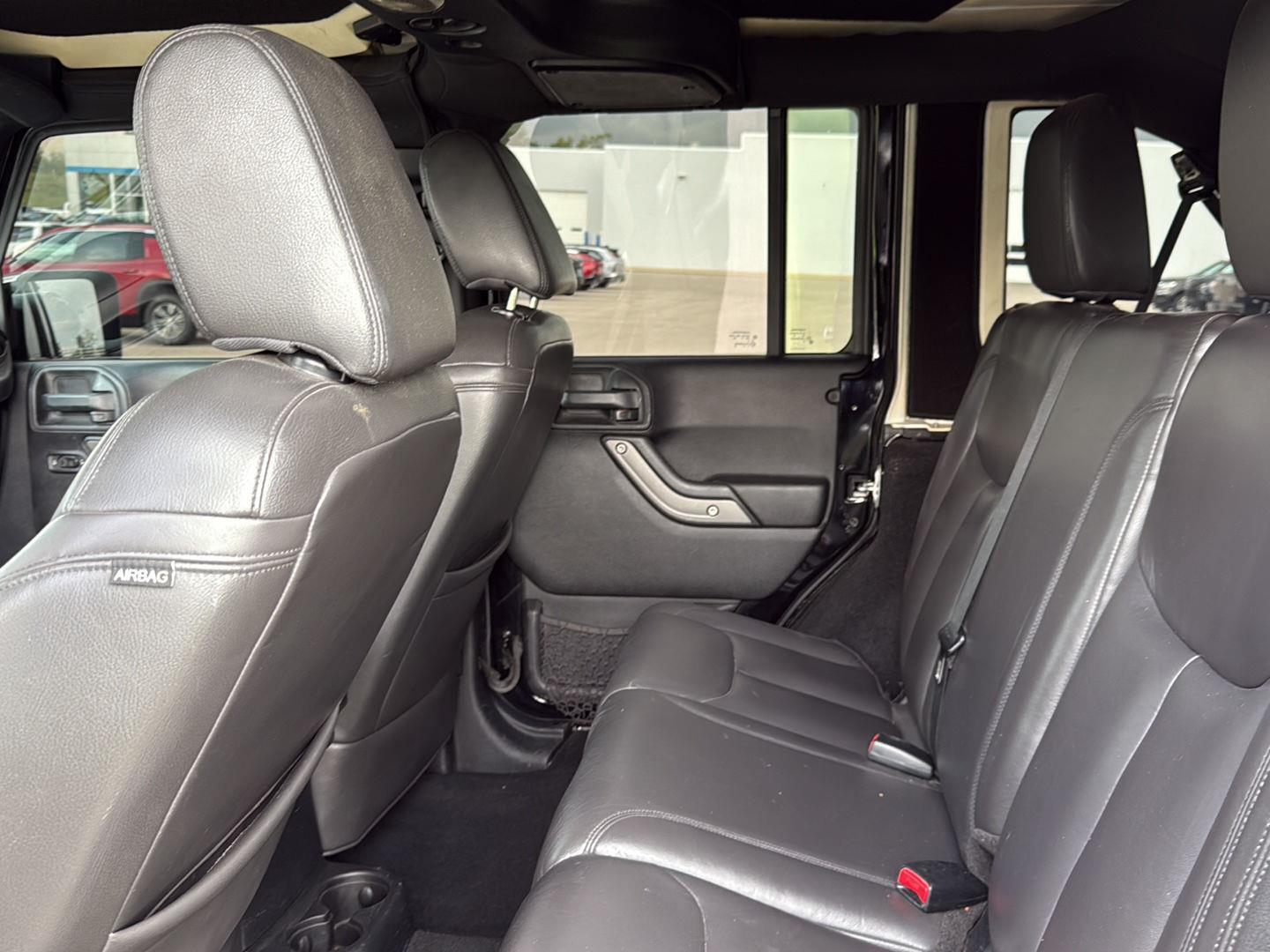 2016 Jeep Wrangler Unlimited Sport photo 8