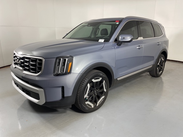 2025 Kia Telluride S photo 2