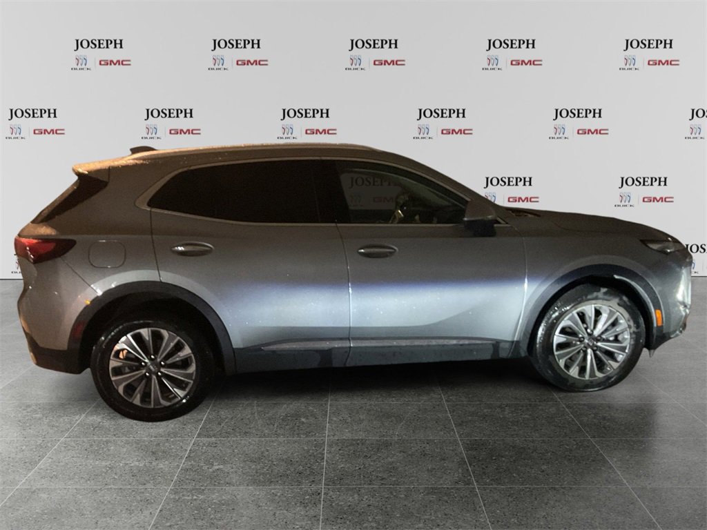 2025 Buick Envision Preferred's photo