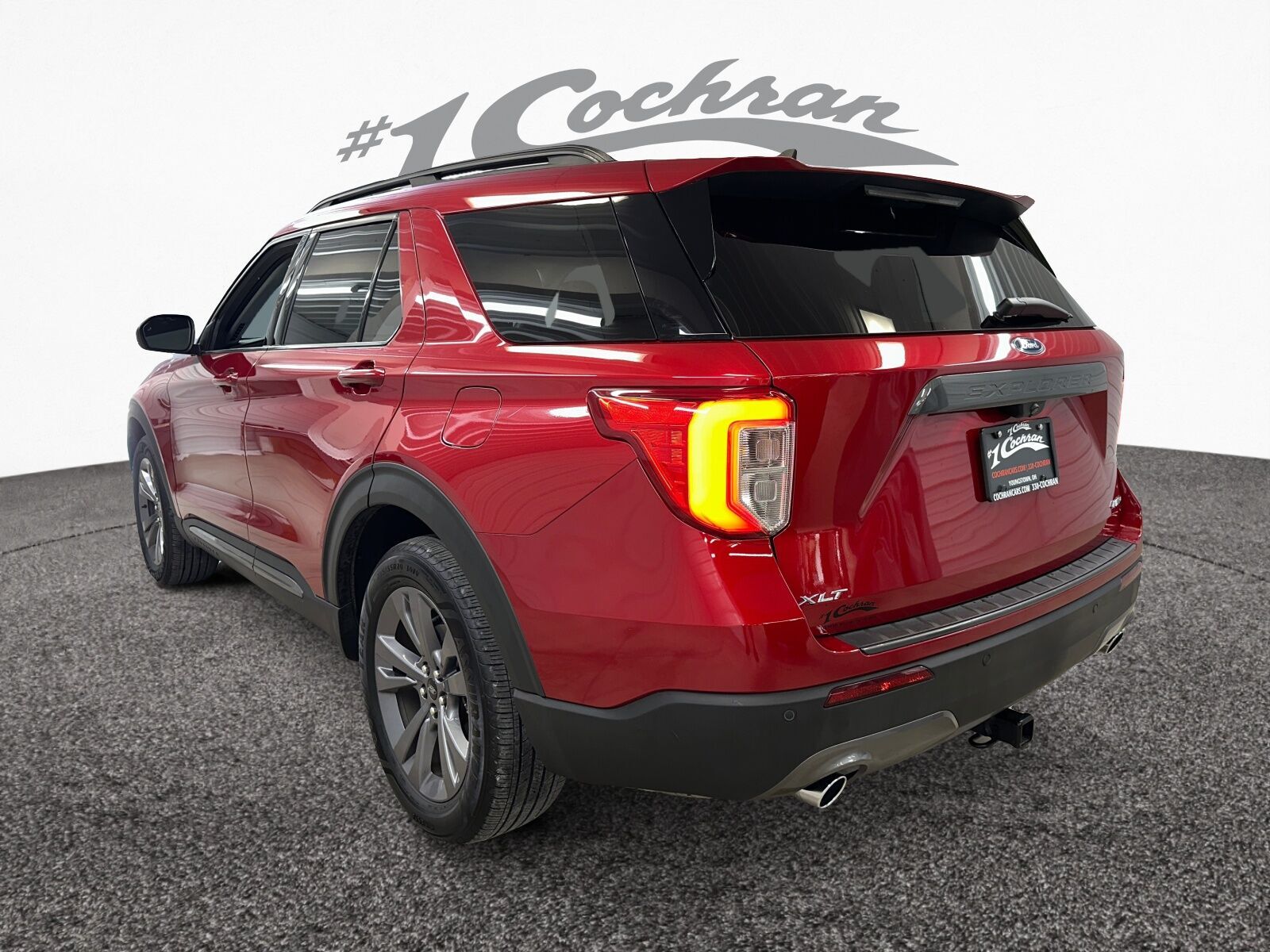 2021 Ford Explorer XLT photo 3