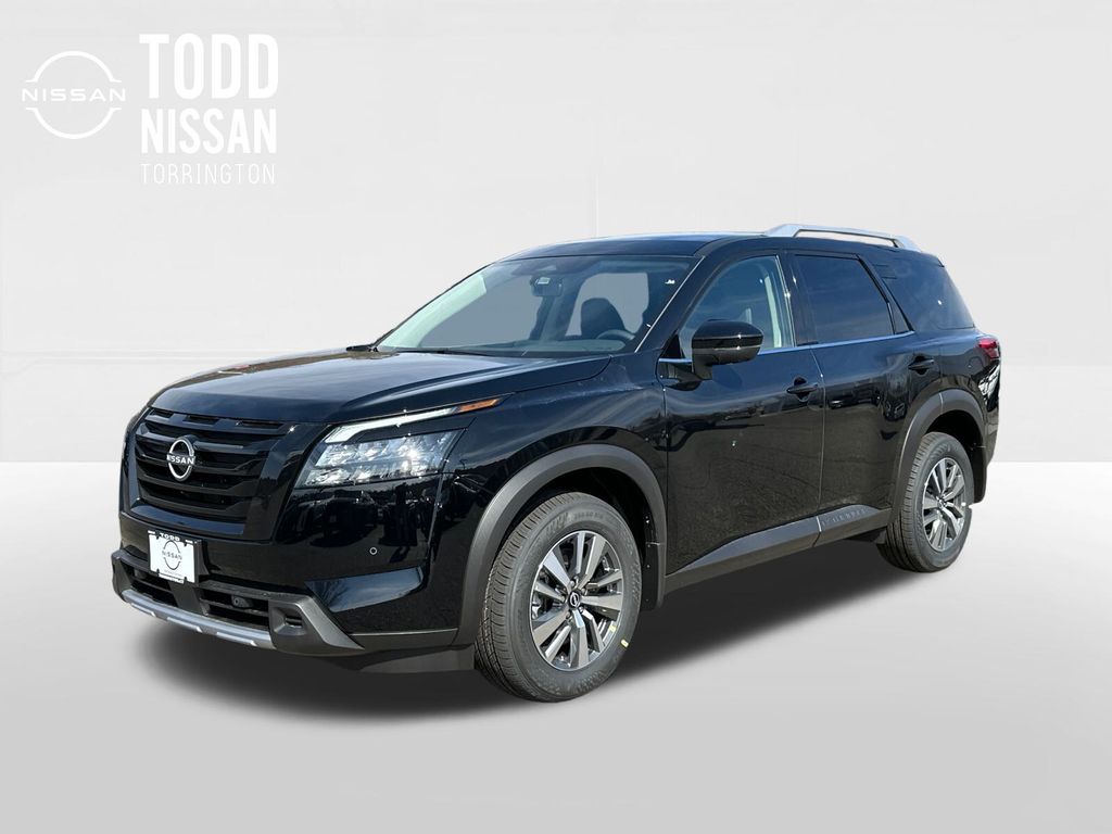 2025 Nissan Pathfinder SL's photo