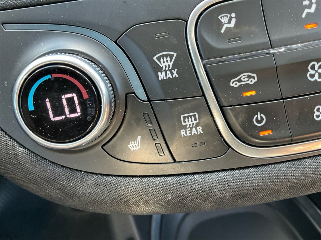 2024 Chevrolet Malibu 1LT photo 21
