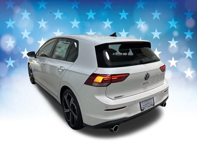 2025 Volkswagen Golf GTI SE photo 5
