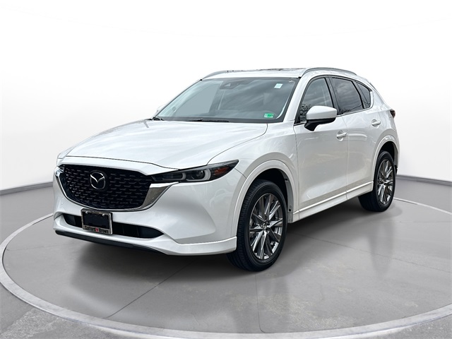 2024 Mazda CX-5 S Premium package's photo