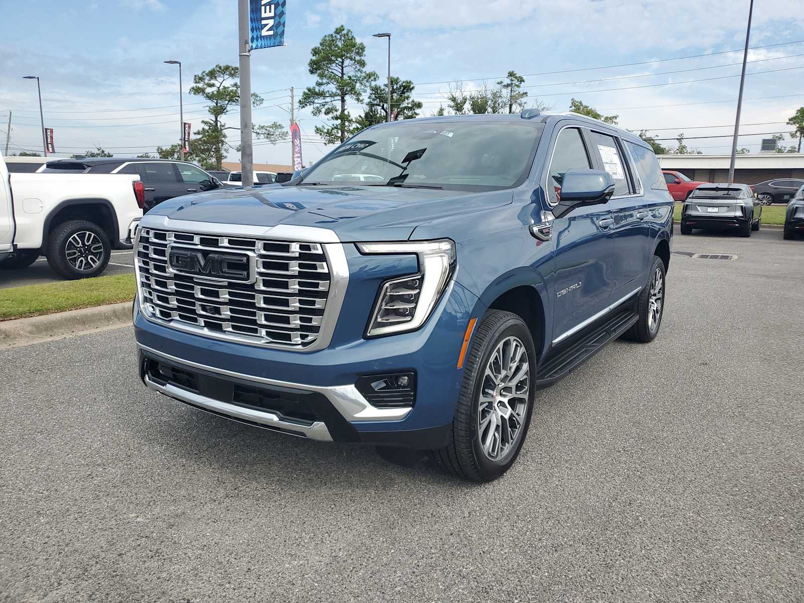 2025 GMC Yukon XL Denali's photo