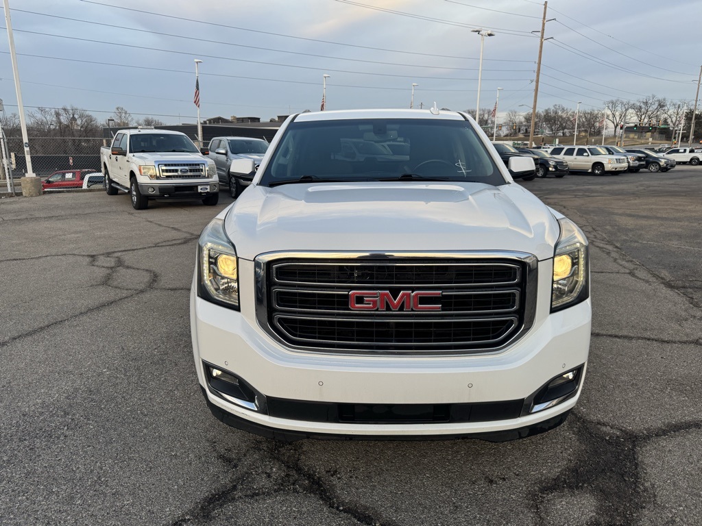 Used 2018 GMC Yukon SLE with VIN 1GKS2AKCXJR203382 for sale in Kansas City