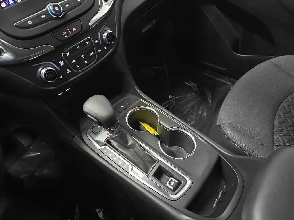 2022 Chevrolet Equinox LT photo 25