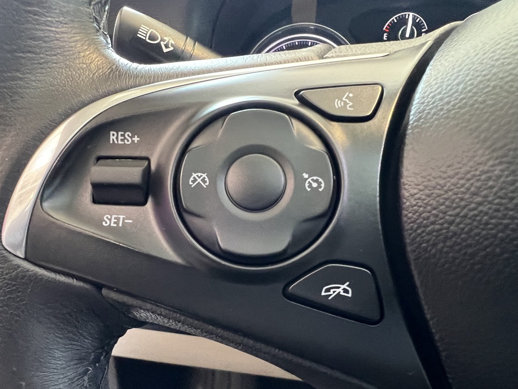 2021 Buick Enclave Essence photo 19
