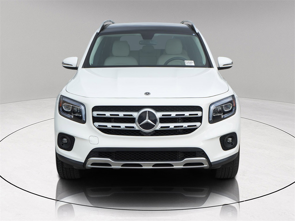 2022 Mercedes Benz GLB 250 photo 2