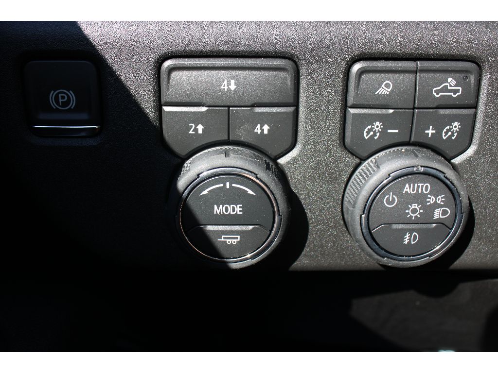 2026 Chevrolet Silverado 2500HD LT photo 18