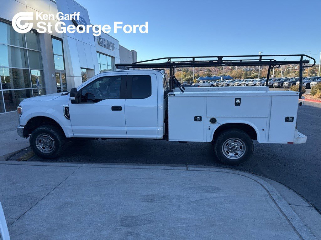 2022 Ford F-250 Super Duty XL's photo