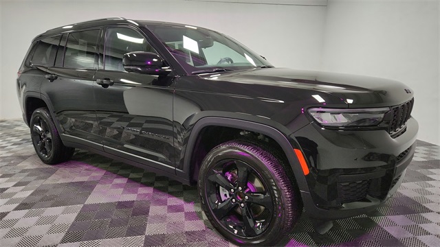 2025 Jeep Grand Cherokee L Altitude's photo