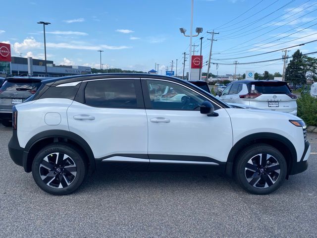 2025 Nissan Kicks SV photo 2