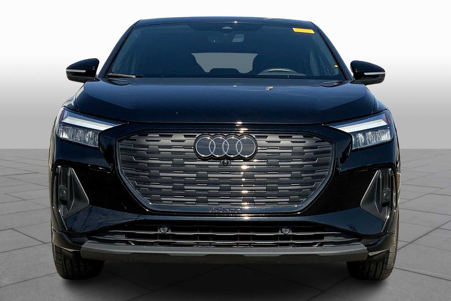 2024 Audi Q4 E-tron Sportback Premium Plus photo 3