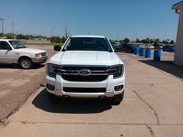 2024 Ford Ranger XLT photo 2