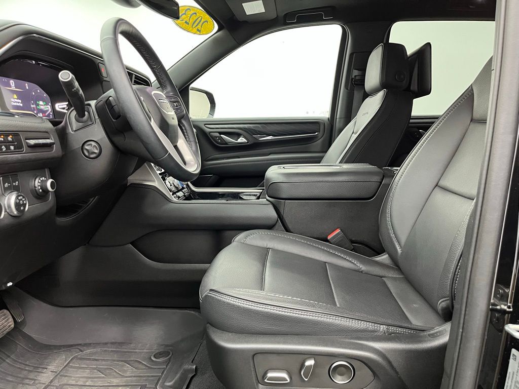 2023 Gmc Yukon Denali photo 35