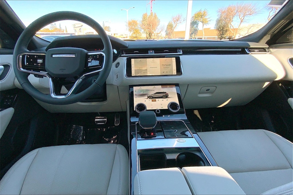 New 2023 Land Rover Range Rover Velar RDynamic S MHEV 4D Sport Utility