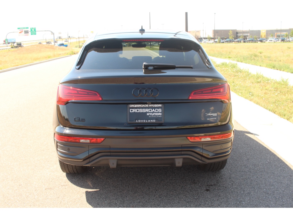 2022 Audi Q5 Sportback S line Premium Plus photo 3