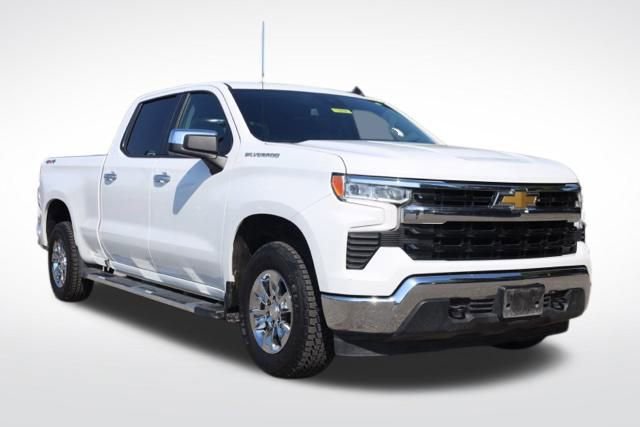 2024 Chevrolet Silverado 1500 LT's photo