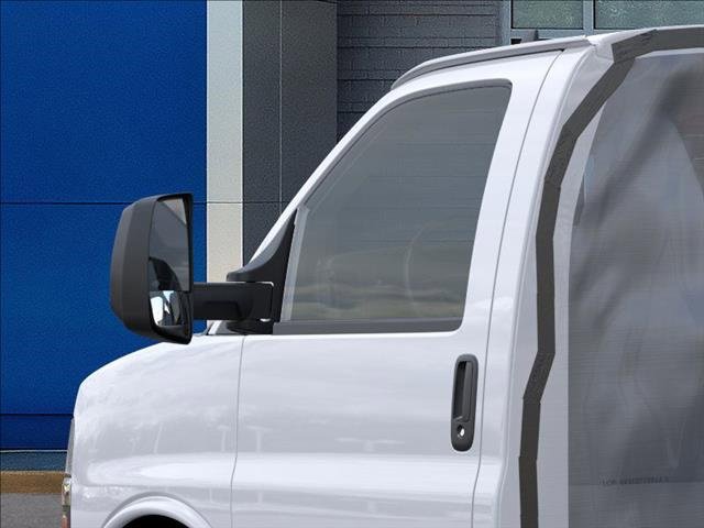 2025 Chevrolet Express Cutaway 3500 photo 9