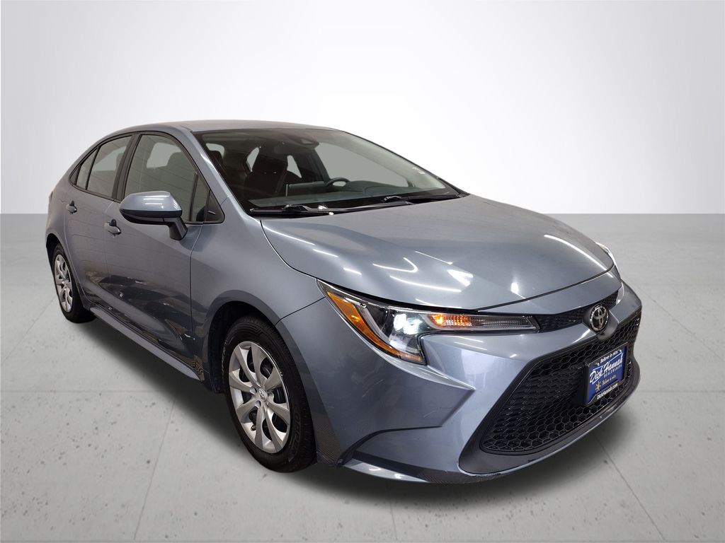 2021 Toyota Corolla LE photo 4