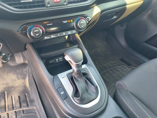 2019 Kia Forte LXS photo 17
