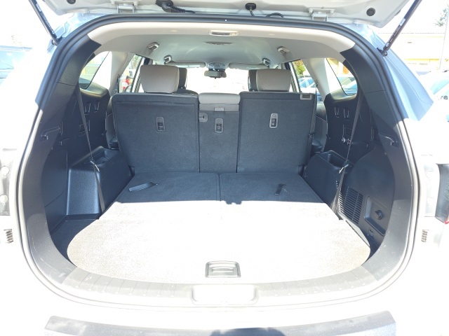 2017 Hyundai Santa Fe SE photo 26