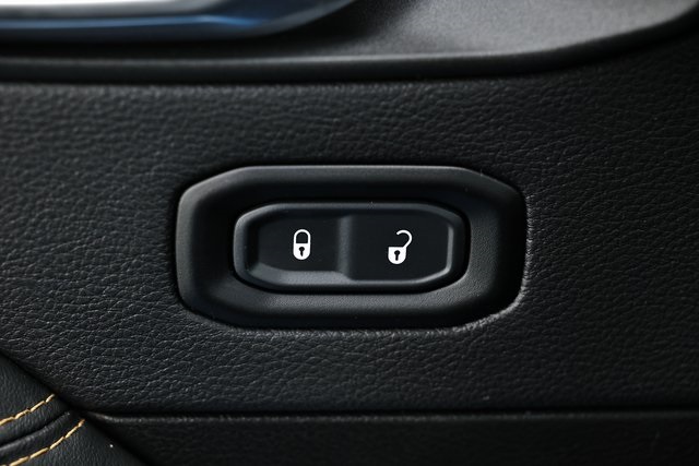 2024 Jeep Wrangler Sahara photo 27