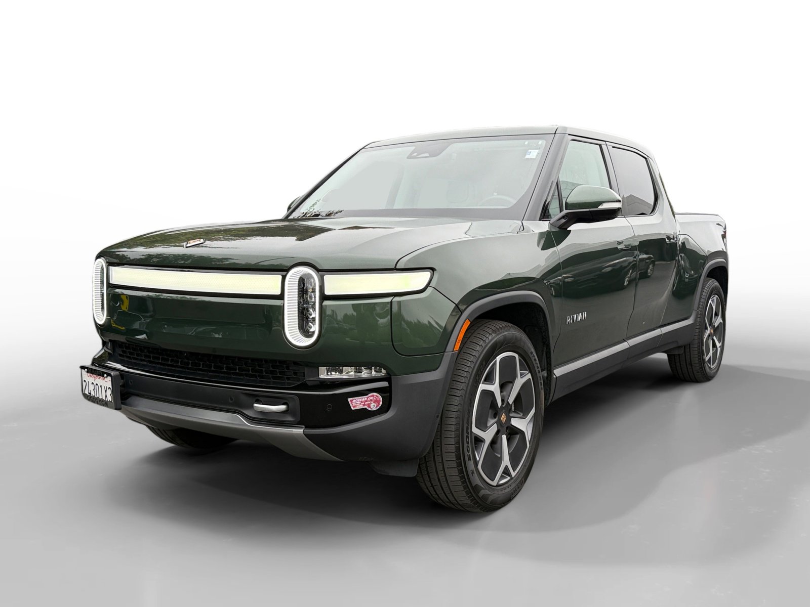 2024 Rivian R1T Adventure's photo