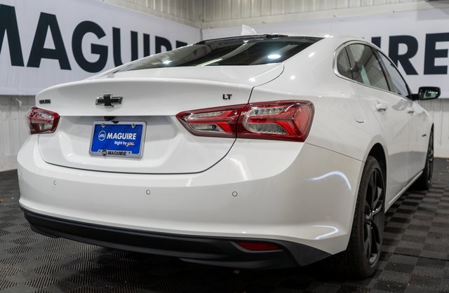 2025 Chevrolet Malibu 1LT photo 4